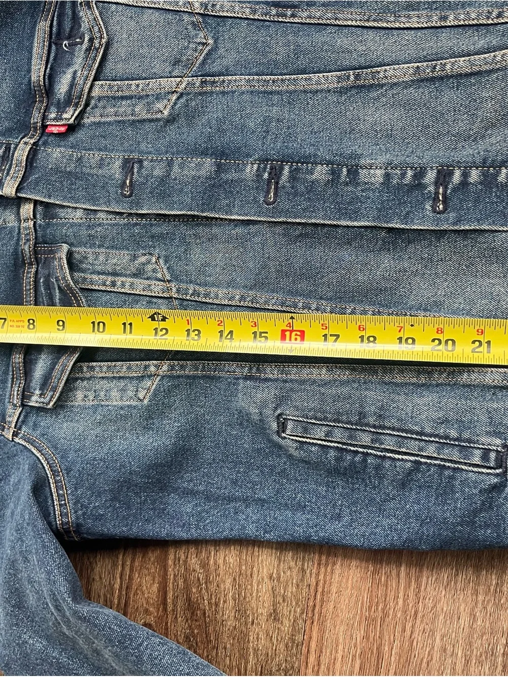 Levi's Blue Washed Denim Trucker Jacket - Picture 6 of 9